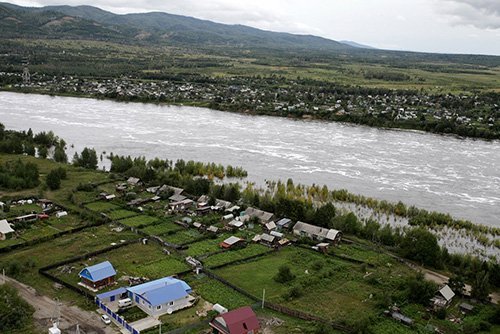 Уровень рек в районах Приамурья растет / Вода в реках на территории Приамурья продолжает прибывать. Амур сильнее всего за сутки поднялся в Архаринском районе, Зея — в Зейском, Шимановском и Мазановском.