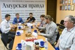 Встреча главы региона Олега Кожемяко с блогерами проходит в прямом эфире