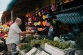 В ближайшее время цены на амурские помидоры и картошку поползут вниз. Фото: Сергей Лазовский