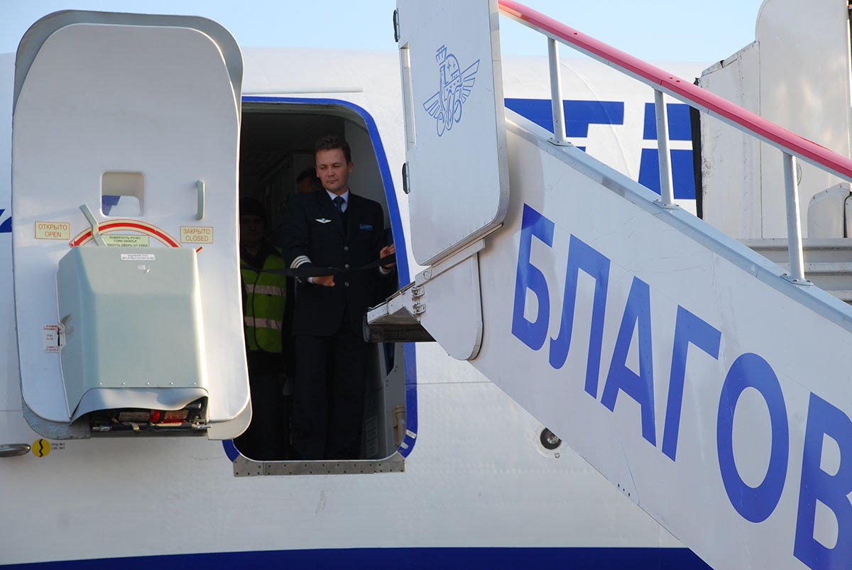 Москва благовещенск. Самолет Благовещенск Москва. Самолет Благовещенск Владивосток. Москва Благовещенск авиабилеты.