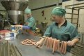 Местным производителям колбасы придется искать поставщиков мяса из других стран. Архив АП