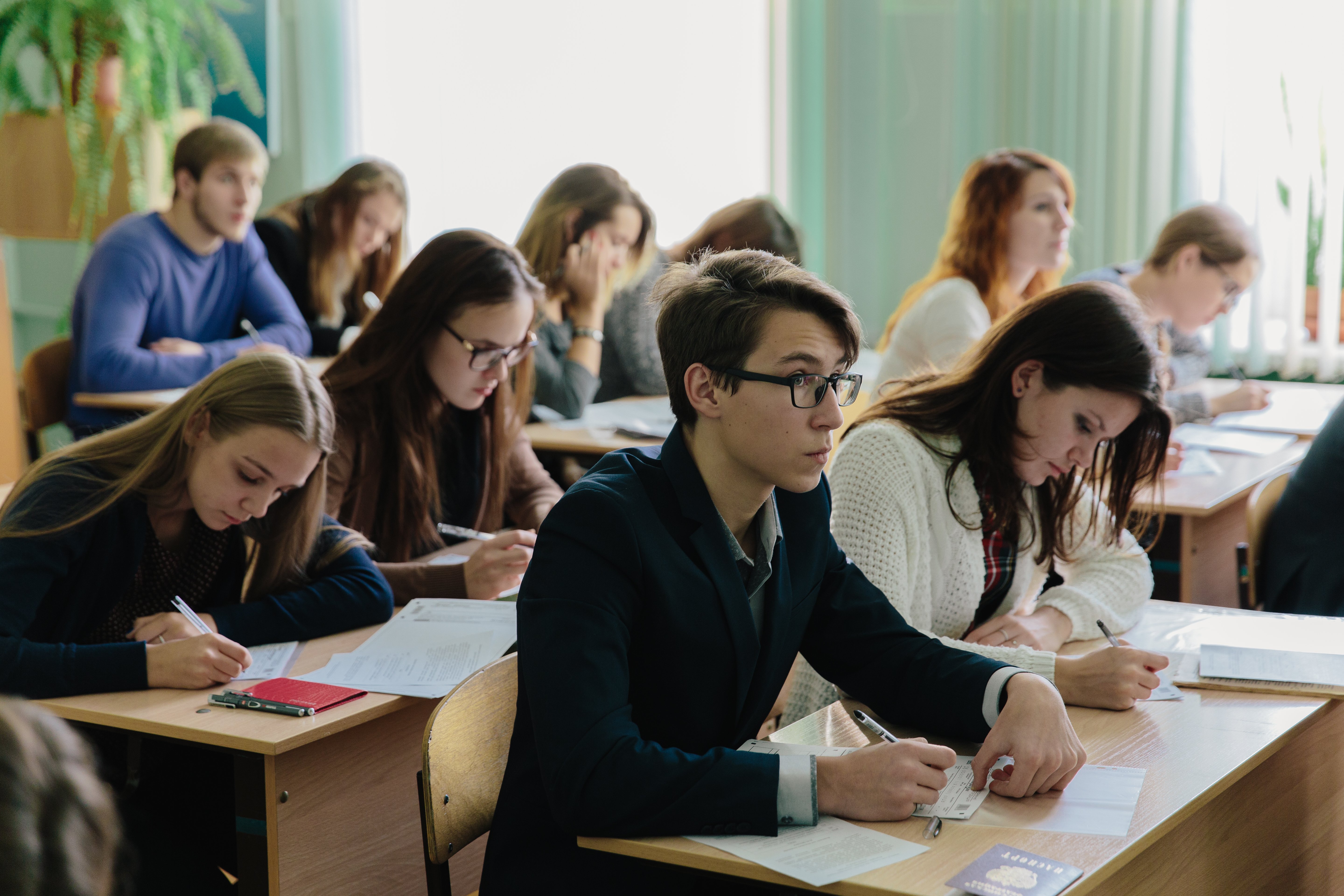 Урок русского языка в старших классах