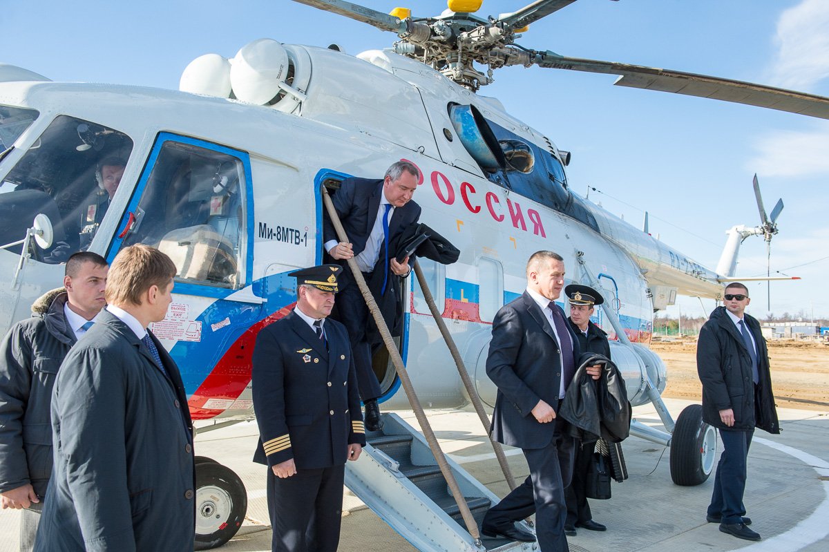 Амурская неделя. Космодром Восточный Игорь Савченко. Савченко Игорь Анатольевич космодром Восточный. ФКУ дирекция космодрома Восточный. Савченко дирекция космодрома.