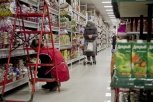 Аналитики: после застоя покупатели начали возвращаться в гипермаркеты