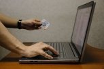 В благовещенской полиции приняли более 100 обращений по мошенничеству в интернете
