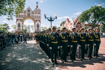 Амурские пограничники задержали террористов и показали приемы рукопашного боя