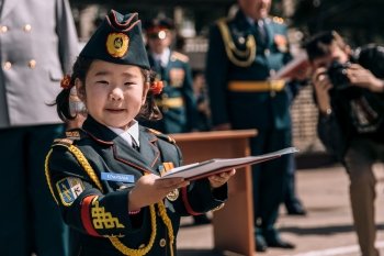 У иностранных курсантов ДВОКУ прошел выпускной