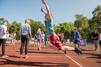 Благовещенские чиновники прыгали и стреляли из винтовки (фоторепортаж)