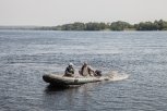 Сто километров берега Буреи обследовали за день при поиске пропавших девочек