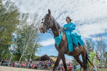 Особенный праздник: в Моховой Пади прошел День лошади. Фоторепортаж