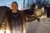 Благовещенский байкер выходил раненую хищную птицу (видео)