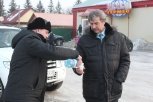 Мэр Шимановска продегустировал воду «с дымком» в городских колонках