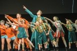 Амурских женщин поздравят ангел и демон: в областной филармонии пройдет большой праздничный концерт