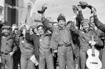 «Ракурс» Андрея Анохина. Пионерии на них не хватает