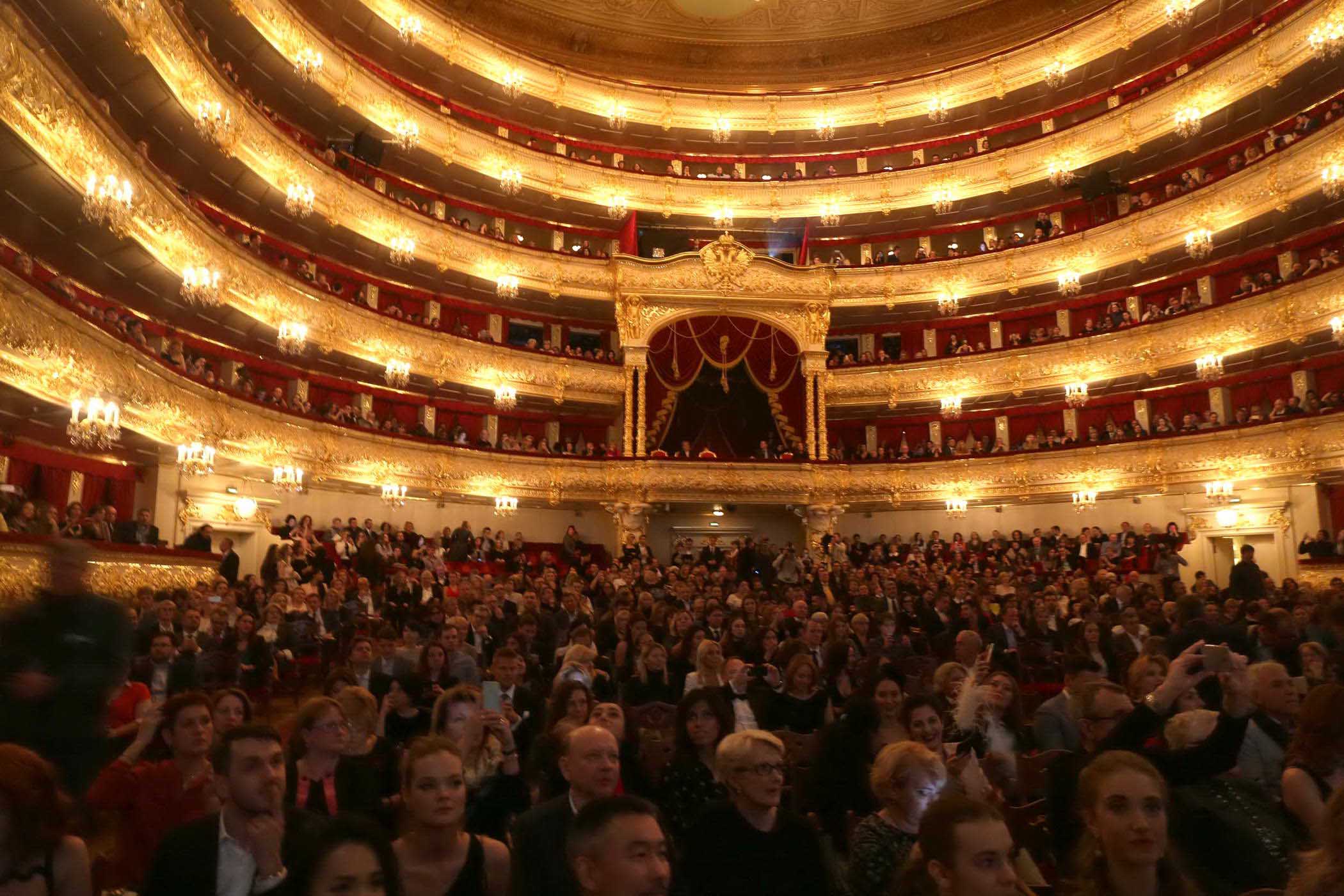 большой театр в москве историческая сцена