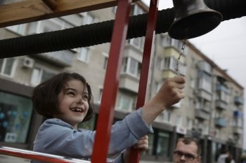 В Благовещенске прошли массовые «Гуляния на Большой». Фото и видео салюта