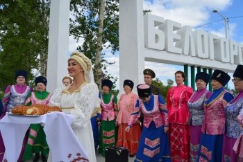 На День города в амурский Белогорск приехала делегация Белогорска из Крыма