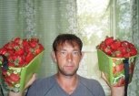 Клубничный магнат: фермер из Свободного планирует собрать тонну ягоды с дальневосточного гектара