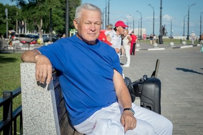 Подполковник в отставке учит пенсионеров говорить по-китайски, танцевать и любить жизнь