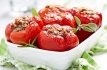 Глазунья в перце, паприкаш и харчо по-грузински: 12 рецептов блюд из перца