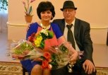 Житель Тынды подарил своим родителям жемчужную свадьбу в ЗАГСе