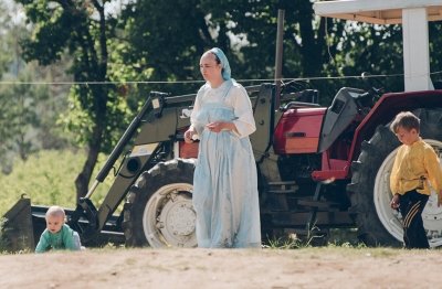 Староверы пользуются соцсетями, не учатся в школе и не едят шоколад
