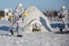 Курсанты-арктики ДВОКУ спаслись от морозов в хижинах из снега