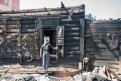 «Огонь шел по крышам»: в центре Благовещенска сгорело три дома