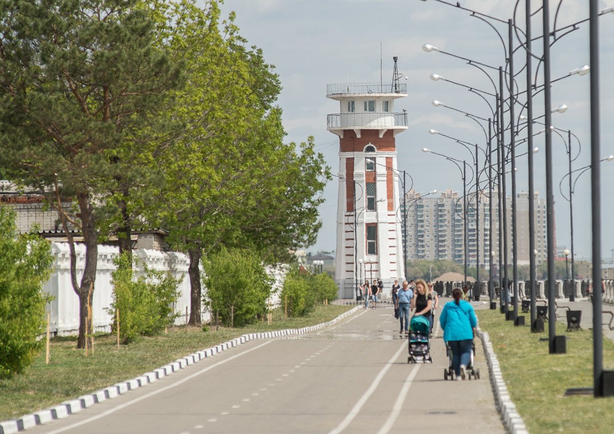 На набережной благовещенск