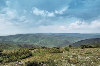 Медведи, йоги и цветущая тундра: амурские журналисты покорили хребет Тукурингра