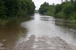 Дожди и реки размыли дороги в шести районах Приамурья (список)