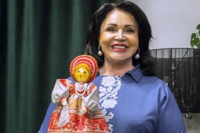 Надежда Бабкина решила показать кукол из своей 40-летней коллекции
