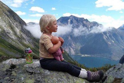 Утро с «Амурской правдой»: норвежец покоряет вершины вместе с маленькой дочерью, кот поколотил енота