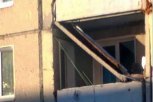 В сковородинской многоэтажке ночью обвалился балкон