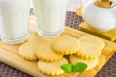 Экономные рецепты: печенье из рассола, котлеты из пюре и моркови, гречаники без мяса