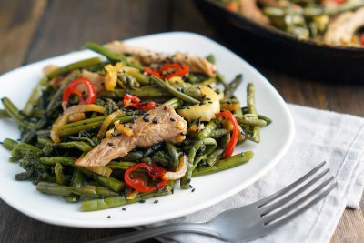 Папоротник в рецептах: зразы куриные, теплый салат, пельмени в сметане и пицца для гурманов