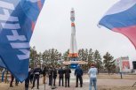В аэропорту Благовещенска открыли памятник космодрому Восточный под гимн Дмитрия Рогозина