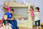 Многодетных освободили от налога на шесть соток: кому светят льготы на землю, авто и квартиры
