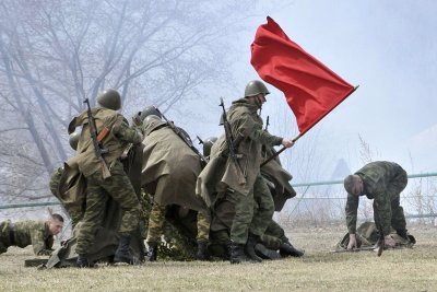 Танцы, Бессмертный полк, пешие экскурсии и квест: куда сходить в День Победы в Благовещенске