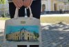 Утро с «Амурской правдой»: новые виды Благовещенска на женских сумочках и как уснуть за 2 минуты