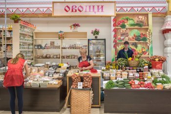 Вкусные ряды: в Благовещенске открылась фермерская ярмарка