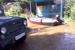 К дому — на лодке: жители Селемджинского района подсчитывают ущерб от паводка