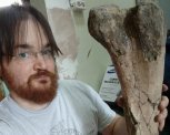 Динозавров мучили опухоли, хондрозы и артрит: итальянский ученый исследует кости амурских ящеров