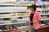 Молоко выведут на чистую воду: как супермаркеты соблюдают новые правила продажи молочных продуктов