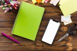 Учебник, ручка и смартфон! Сделай гаджет своим помощником в учебе