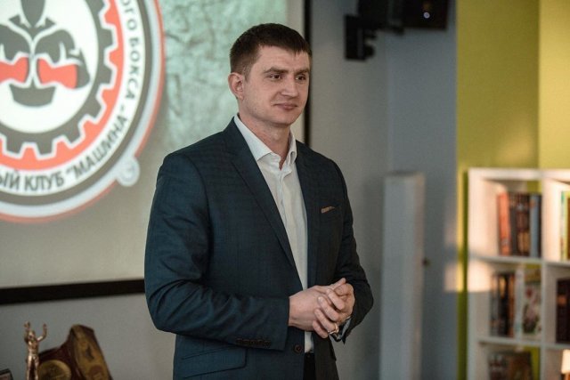 Единоросс Андрей Домашенкин победил на выборах в Заксобрание Амурской области / 33-летний кандидат от «Единой России», президент областной Федерации тайского бокса Андрей Домашенкин  обошел конкурентов на дополнительных выборах депутата Заксобрания по округу «Благовещенск-Пограничный». Территориальная избирательная комиссия Благовещенска закончила ввод итоговых протоколов в государственную автоматизированную систему «Выборы». Судя по предварительным данным с 18 участков,  Андрей Домашенкин  смог заручиться поддержкой 64,5% избирателей. 
