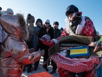 Дед Мороз спустился с неба: благовещенские спасатели создали новую новогоднюю легенду