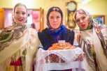 «Благодаря вам мы становимся сильнее»:губернатор и спикер Заксобрания поздравили амурчанок с 8 Марта