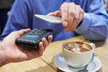 Сбербанк предложил «превратить» смартфон в терминал