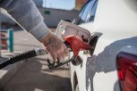 В Госдуме предложили снизить цены на бензин и проиндексировать пенсии